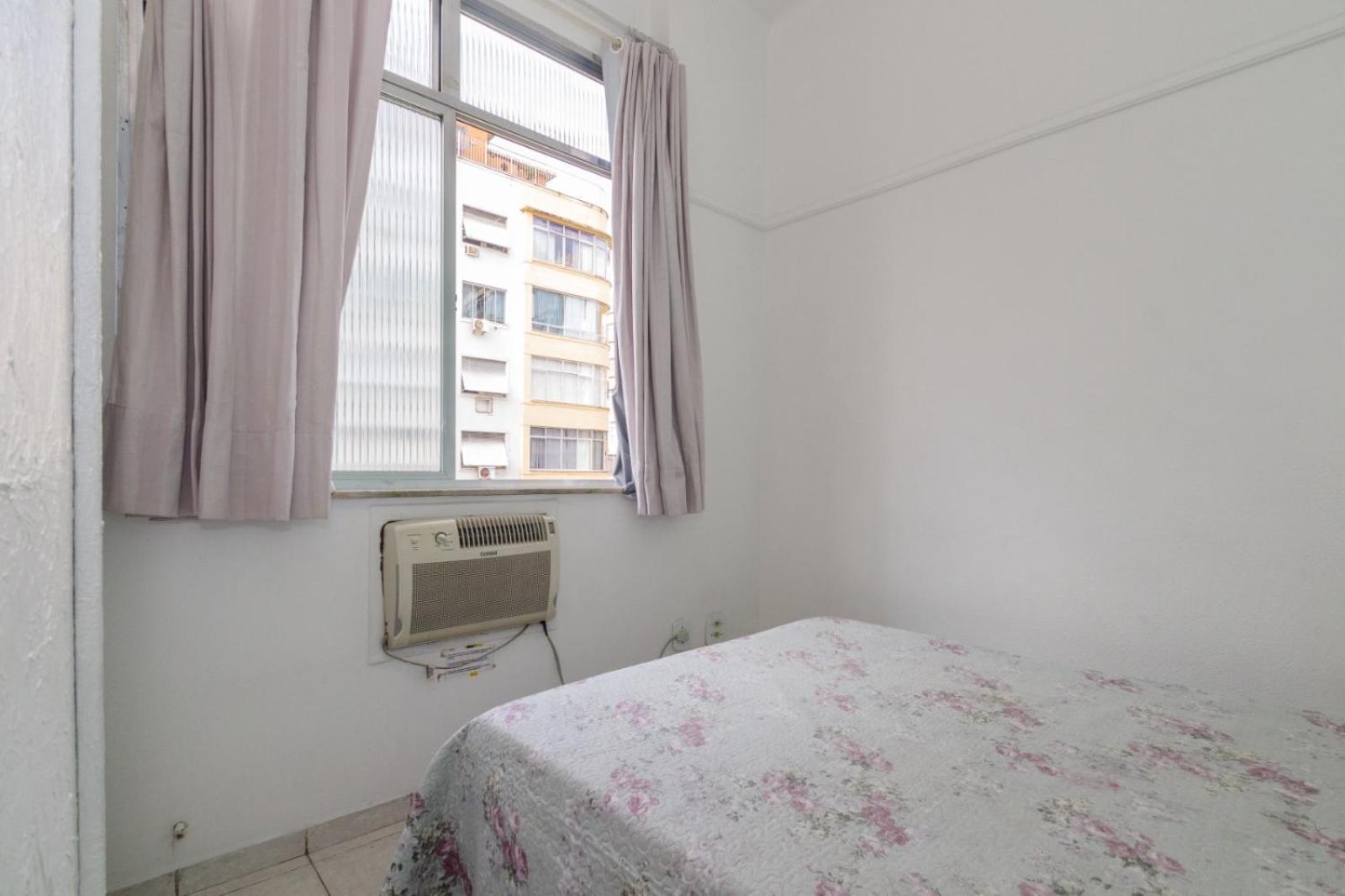Apartamento Bom E Barato A 200 Metros Da - Av Copacabana 1032 Ap 705 Rio de Janeiro