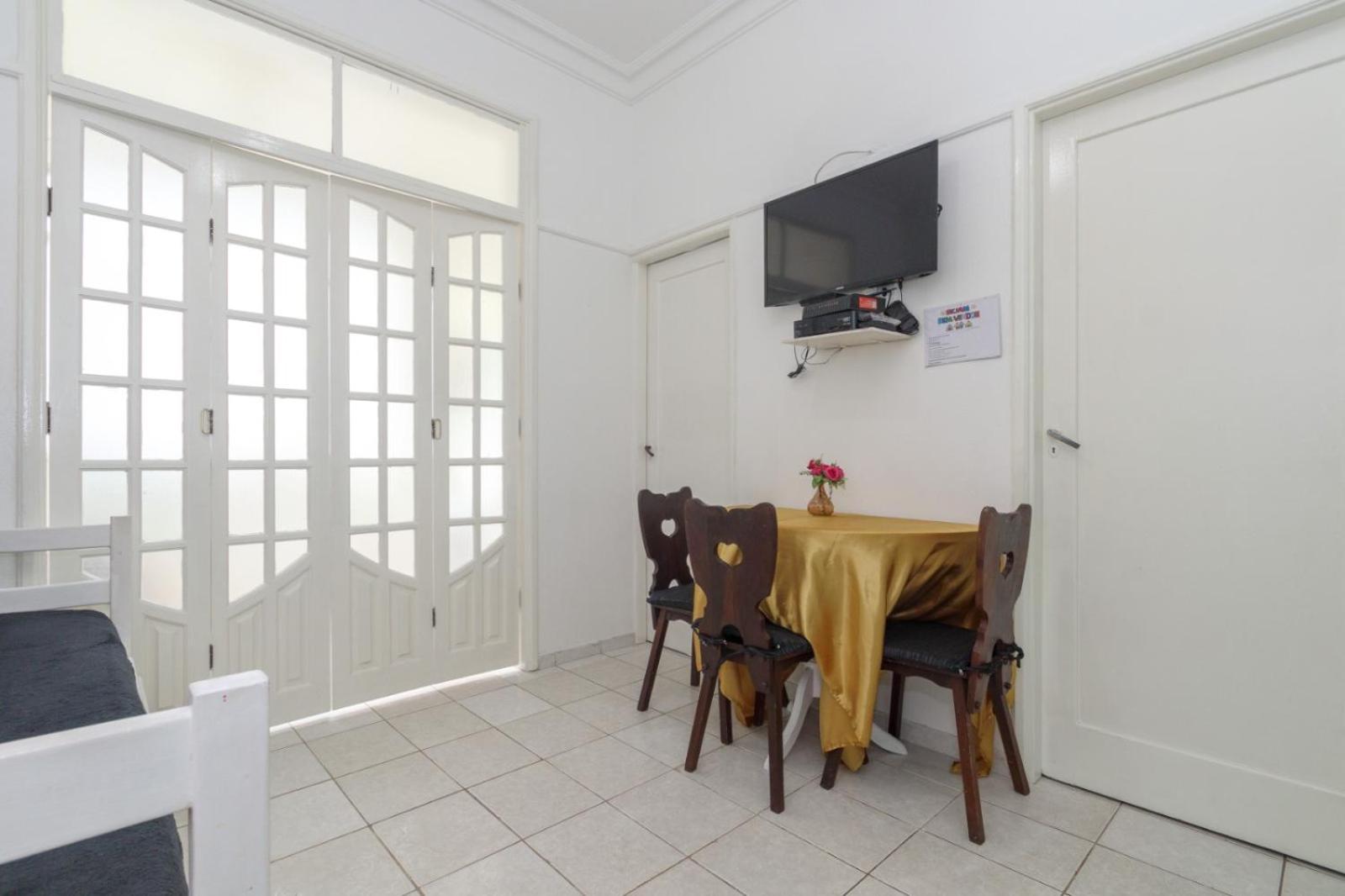 Bom E Barato A 200 Metros Da - Av Copacabana 1032 Ap 705 Apartamento Rio de Janeiro