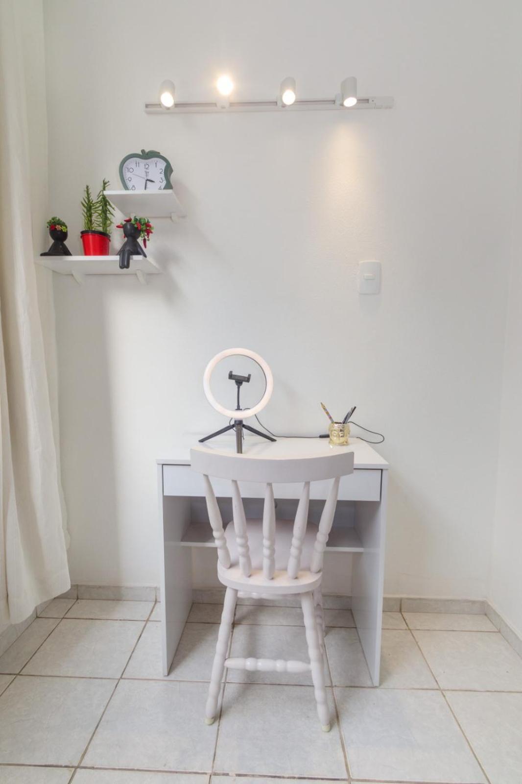 Bom E Barato A 200 Metros Da - Av Copacabana 1032 Ap 705 Apartamento