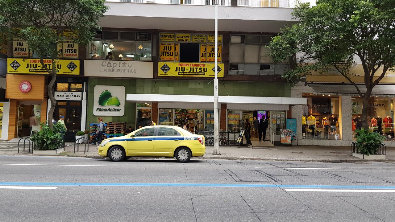 Lindo E Barato, Av Copacabana 1032 * Río de Janeiro